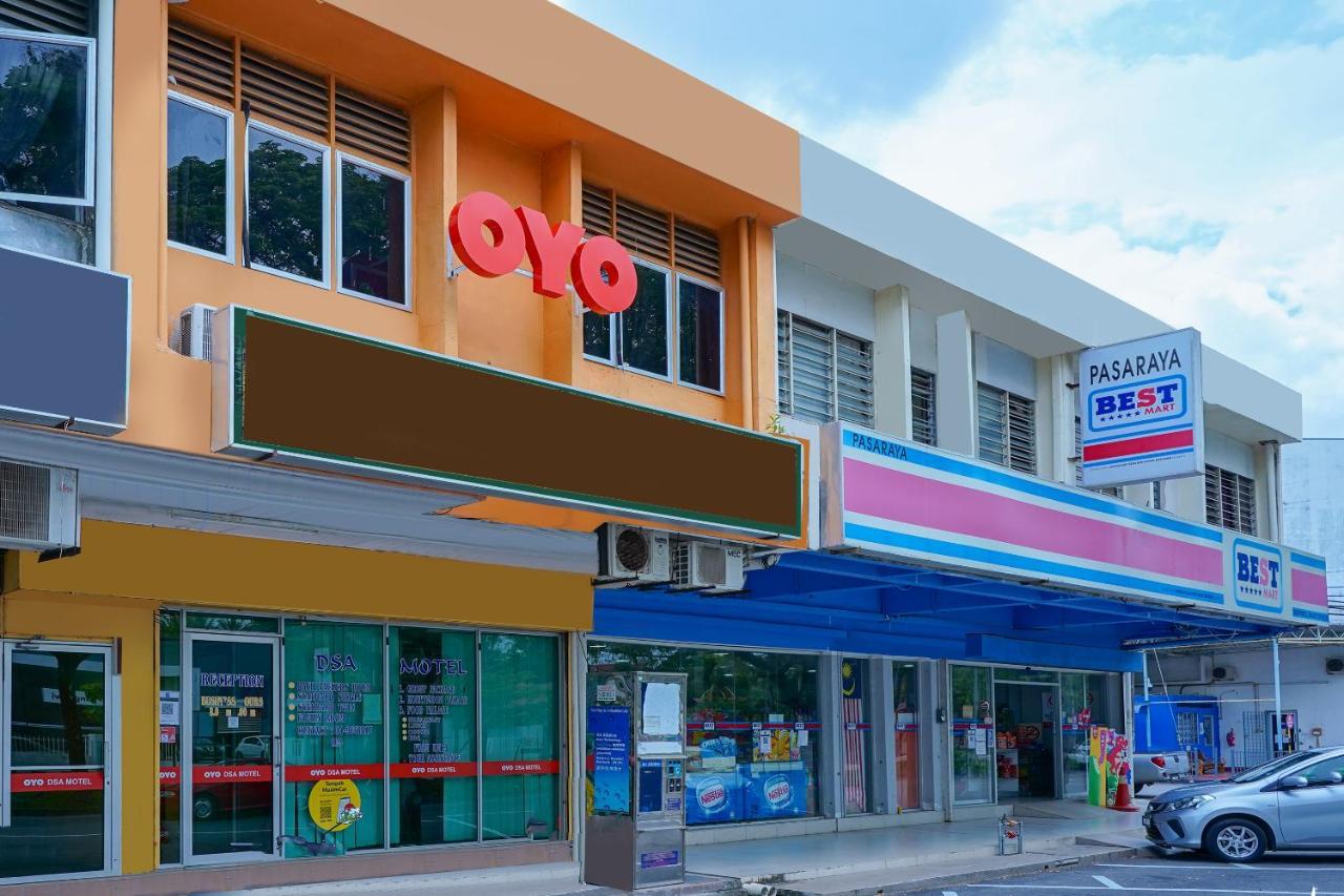 Oyo 89850 Mutiara Motel Куах Экстерьер фото